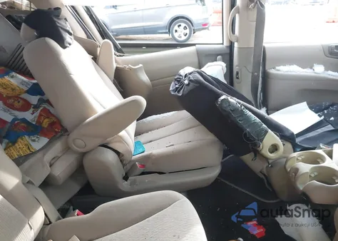 2010 Kia Sedona Lx из США, поврежденный, VIN KNDMG4C37A6349276